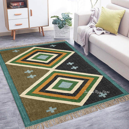 Alfombra rectangular de yute y lana tejida a mano en color marrón grisáceo y negro para dormitorio