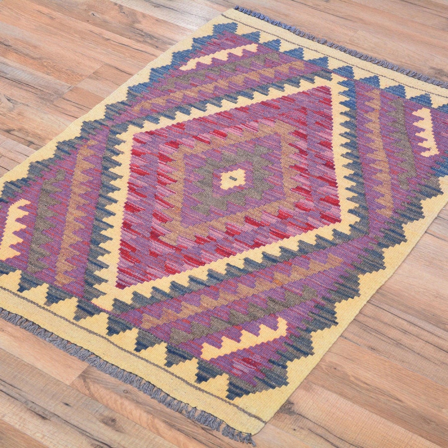 Pink Premium Hand Woven Wool Kilim Rug For Bedroom WK-549