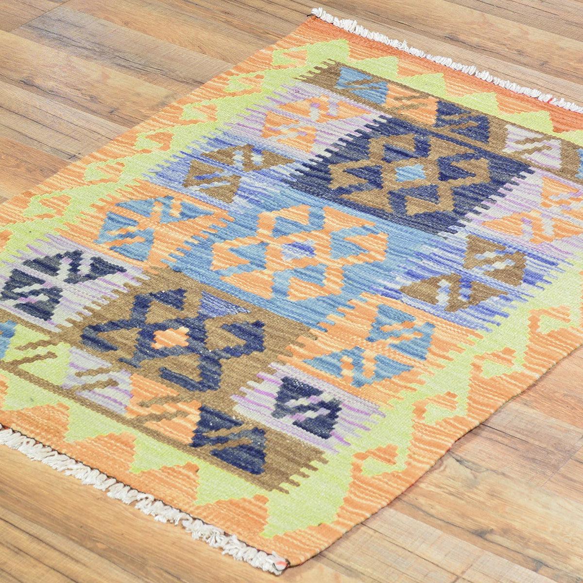 Hand Woven Wool Kilim Rug for Bedroom Yoga Mat WK-570